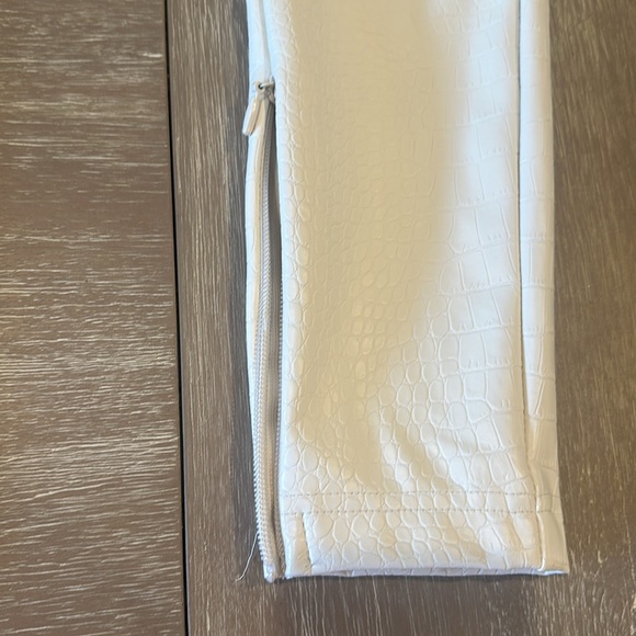 Brand new JLUXLABEL white leather pant - Picture 5 of 7